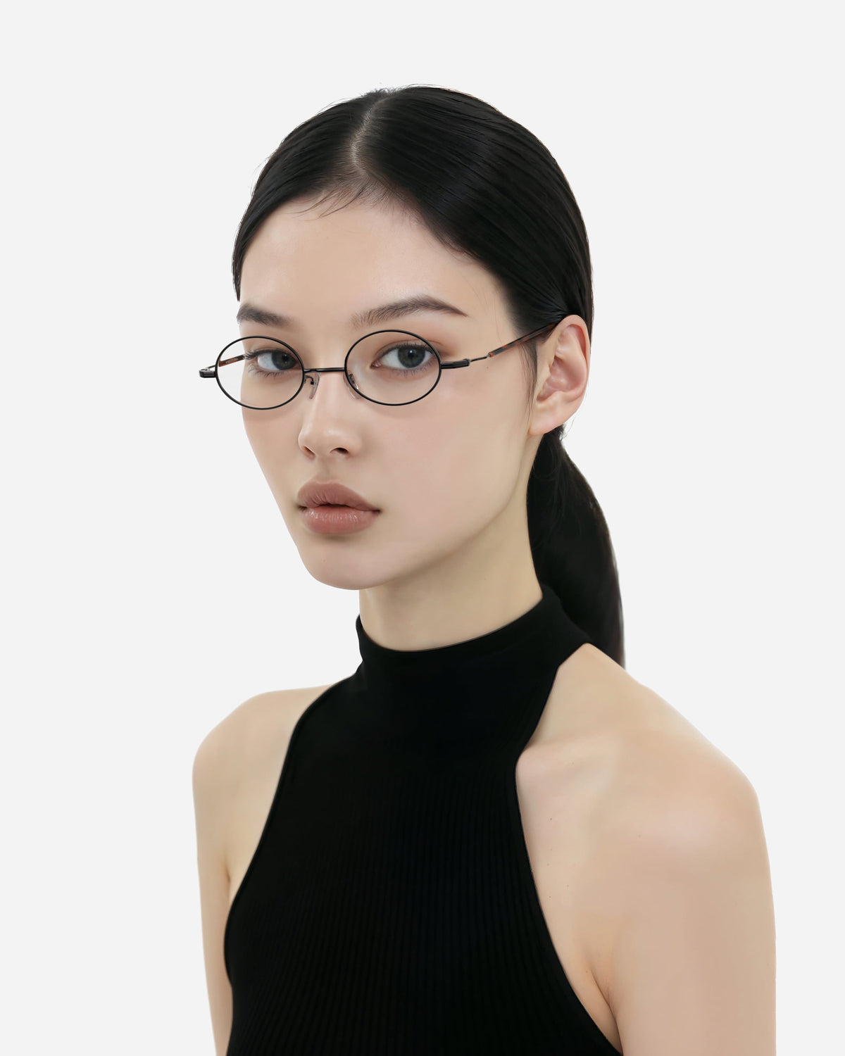 HINJER · BLACK